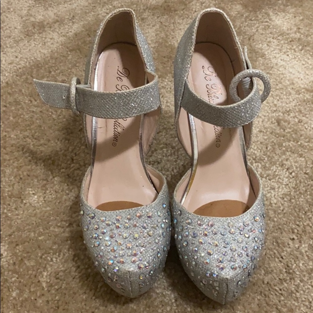 Sparkling diamonds high heels OMG
